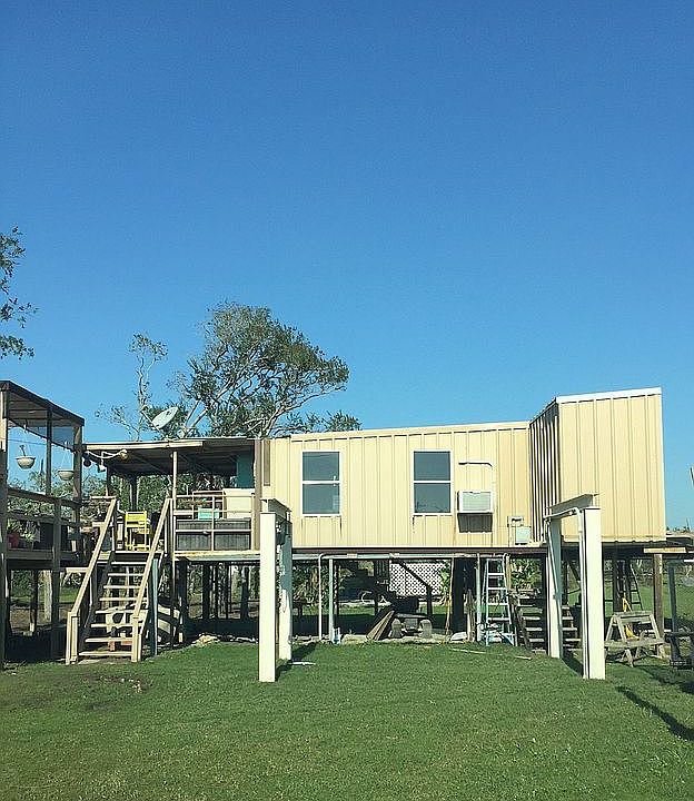 1st image of 806 Guadalupe River Dr