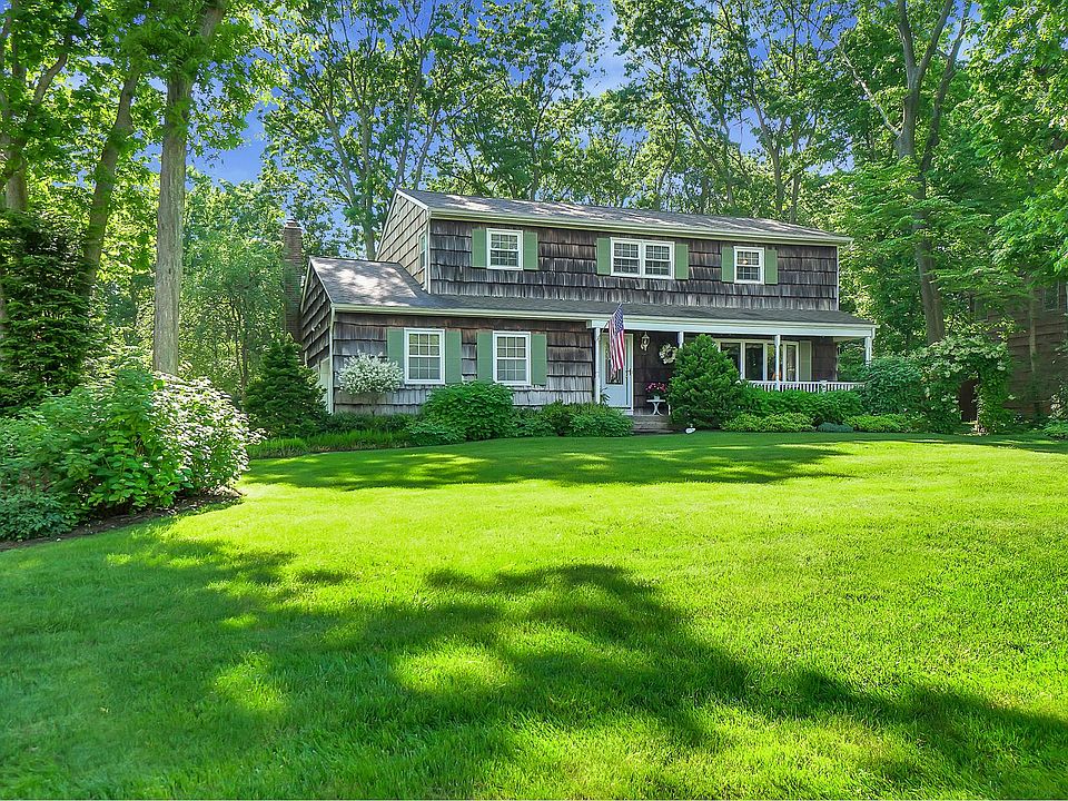 1st image of 30 Richie Ct N
