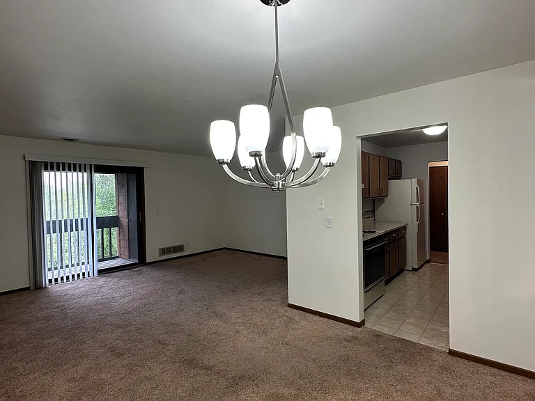 405 E Paradise Dr #7 — Photo 7
