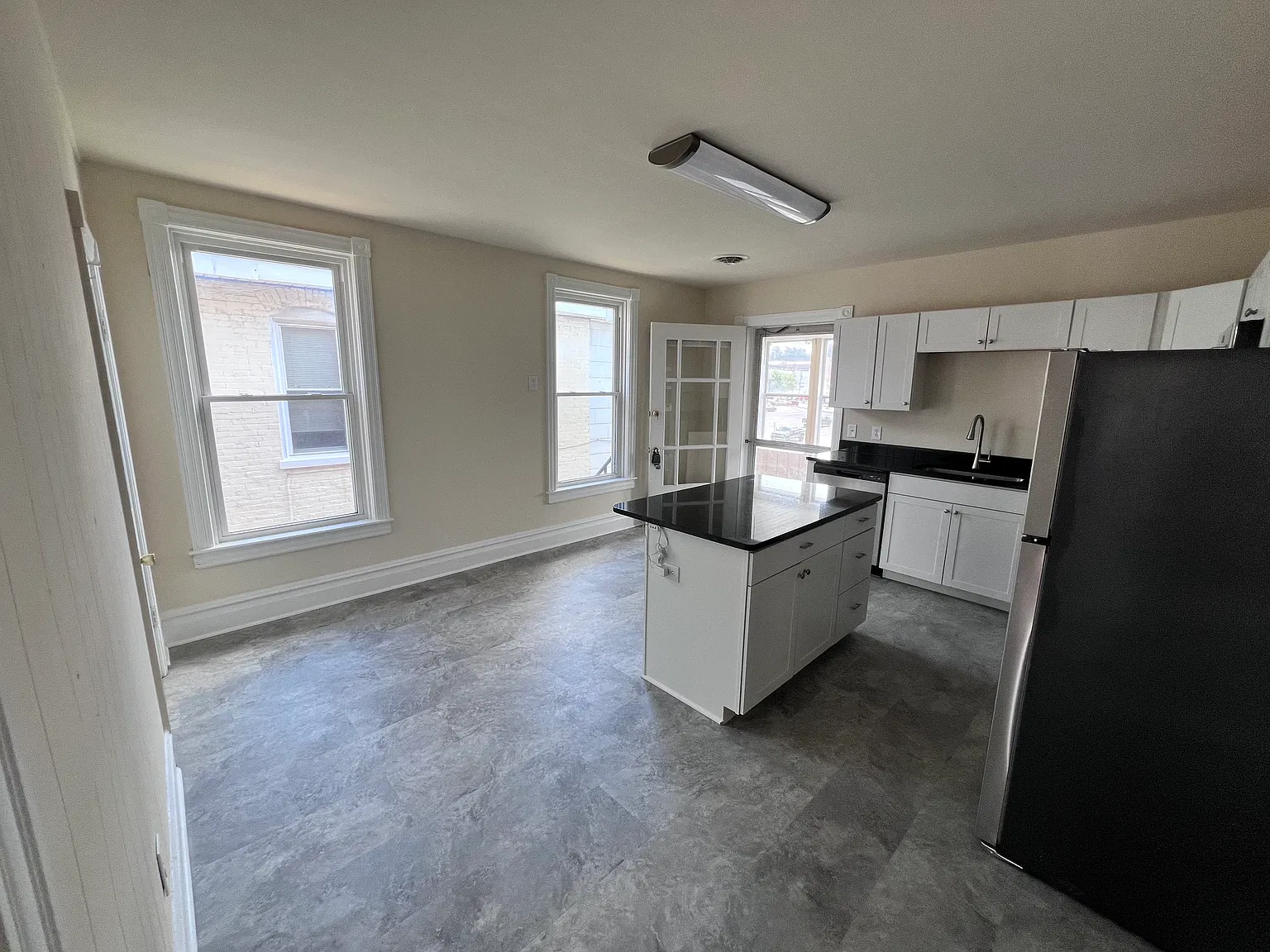 2 bed, 1300 sqft, $1,395 — Photo 4
