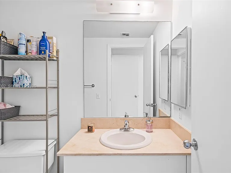 701 Brickell Key Blvd #604 — Photo 33