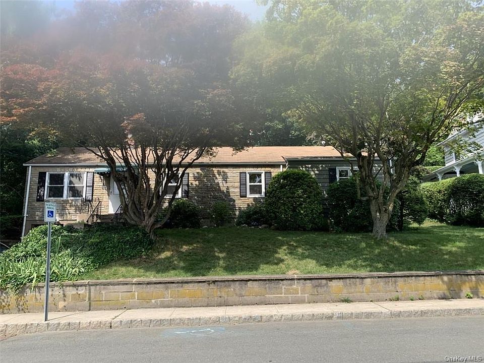 1st image of 878 Piermont Ave