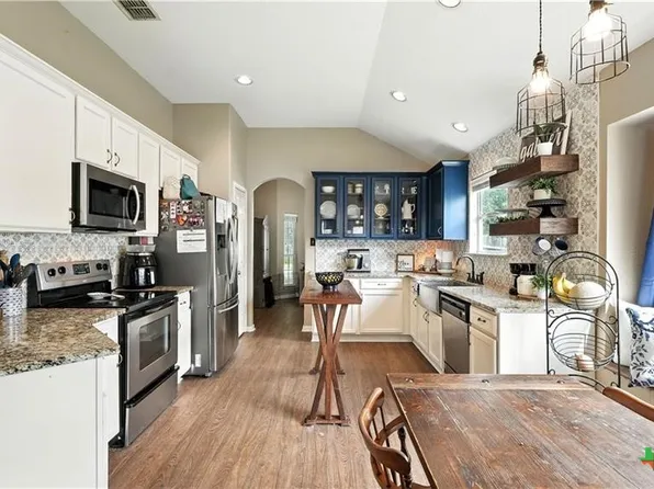 427 Roadrunner Ave, New Braunfels, TX 78130