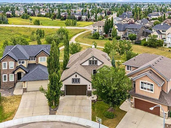 3rd image of 22 S Tuscany Estates Cres NW