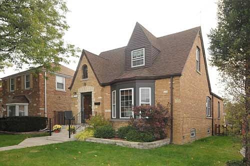 1st image of 7759 W Thorndale Ave