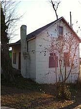 2nd image of 300 25th Ave E