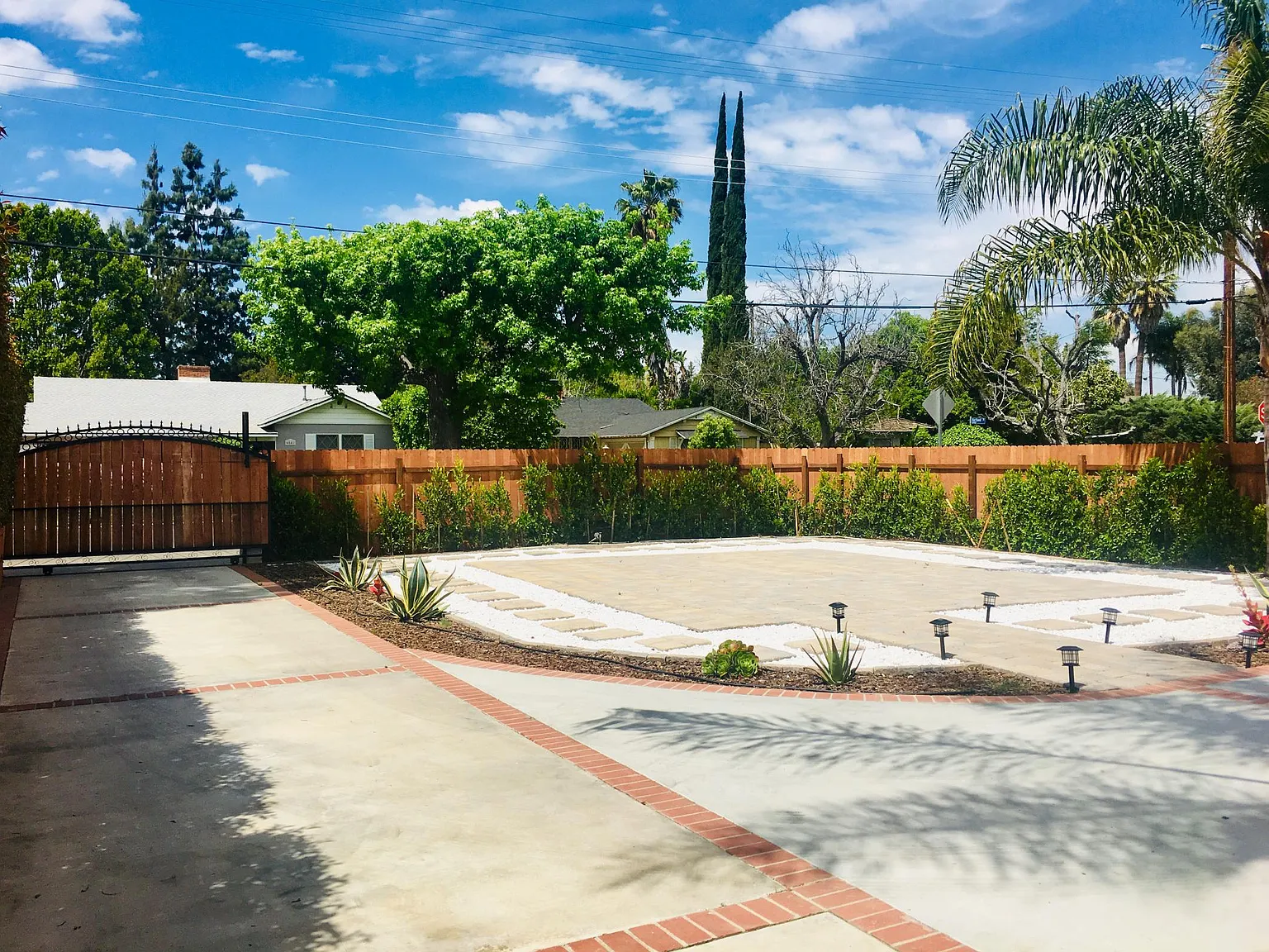 3 bed, 1235 sqft, $4,500 — Photo 2