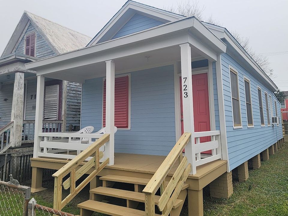 1st image of 723 Sealy St