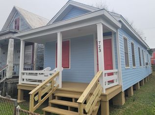 723 Sealy St, Galveston, TX 77550