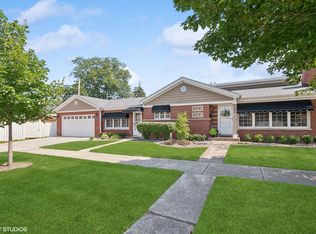 4040 W 106th Pl, Oak Lawn, IL