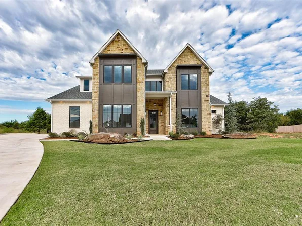 4417 Maple Ridge Dr, Edmond, OK 73034