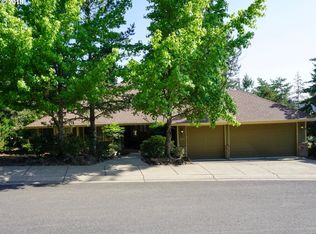 294 Rockridge Loop, Eugene, OR 97405