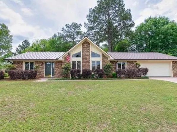 105 Oriole Dr, Enterprise, AL 36330