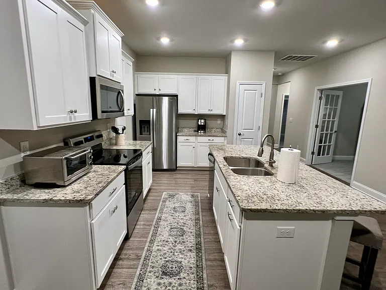 4612 Grove Manor Dr — Photo 3