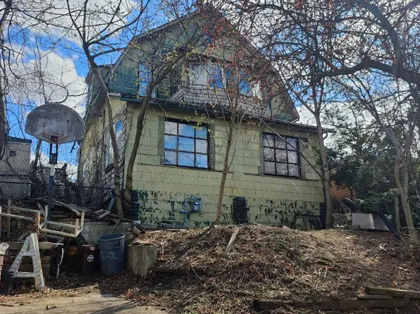 21820 36th Avenue, Bayside, NY 11361