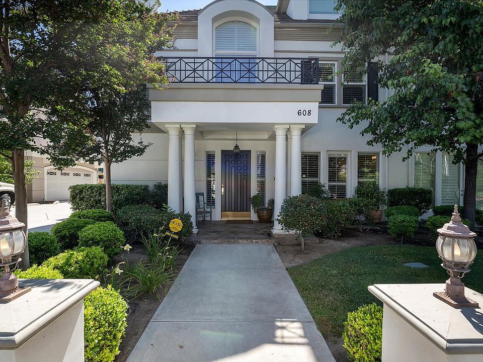 1st image of 608 S Euclid Ave