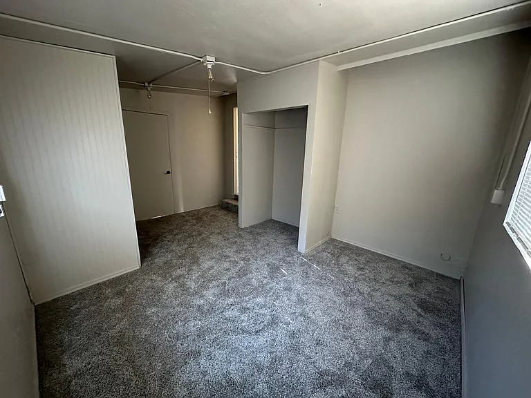 711 W Colt Dr — Photo 15