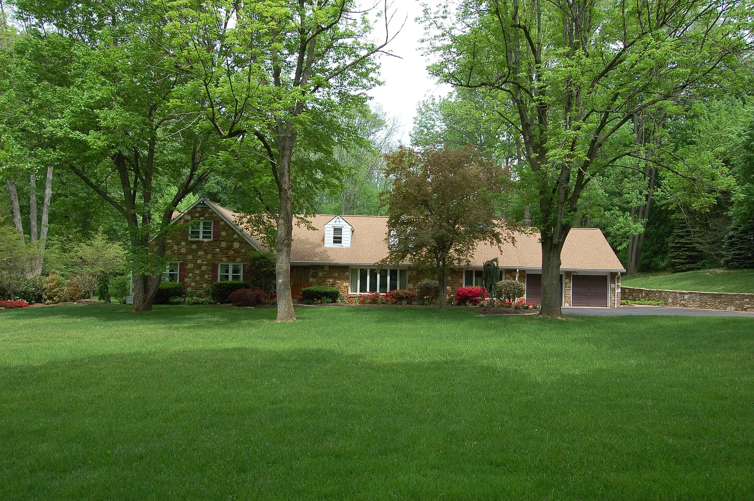 1338 Rydal Rd photo 1