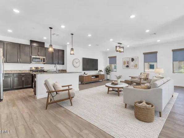 776 E DORAL Avenue #202, Gilbert, AZ 85297