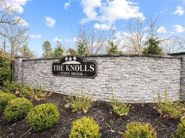 17 Knolls Drive #17, Stony Brook, NY 11790