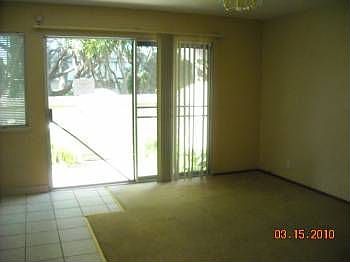 1st image of 996 Ronald Ct