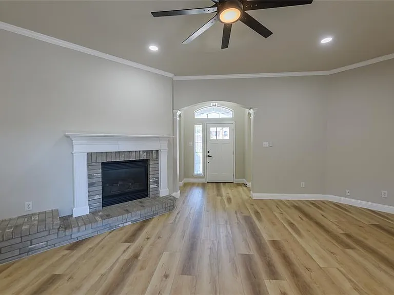 3304 Felicia Ct — Photo 7