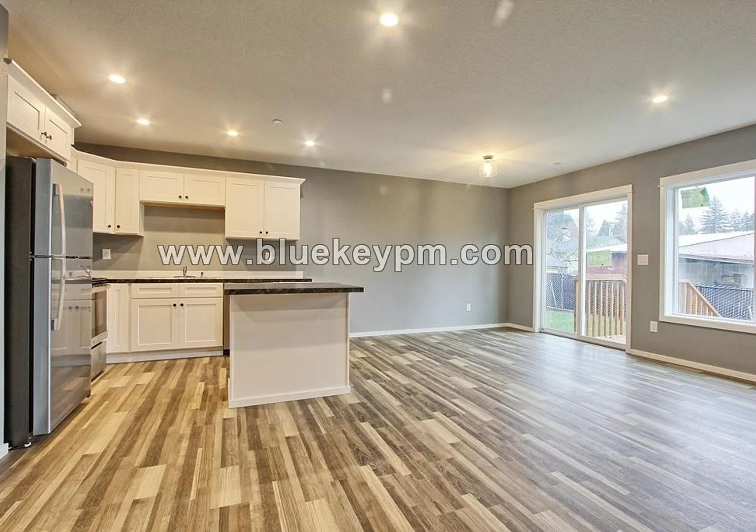 # 318 - 3 Bed, 2.5 Baths Townhome in LaCenter — Photo 3