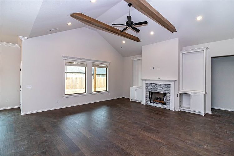 2nd image of 6208 S 59th St