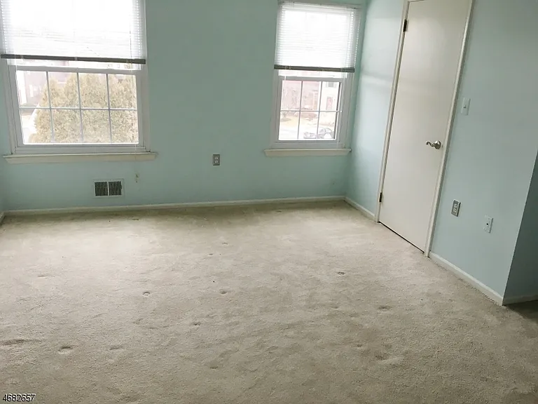 77 Wood Duck Ct — Photo 5