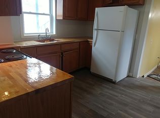 77 Ash St, Nashua, NH 03060