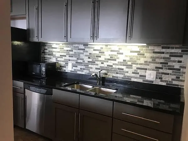 1720 Chouteau Ave — Photo 13