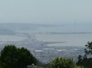 7285 Snake Rd, Oakland, CA 94611