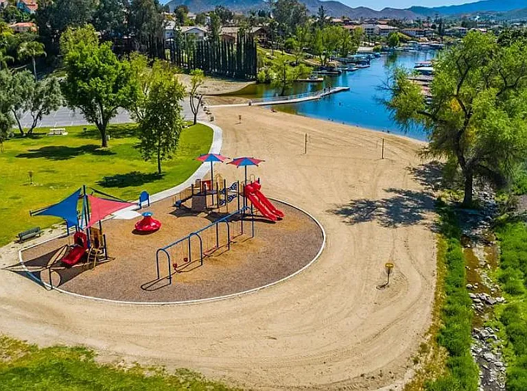 31850 Railroad Canyon Rd — Photo 31