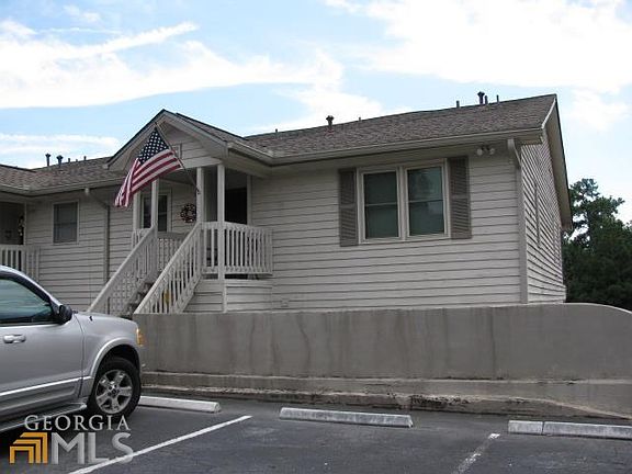 2nd image of 4086 Stillwater Dr