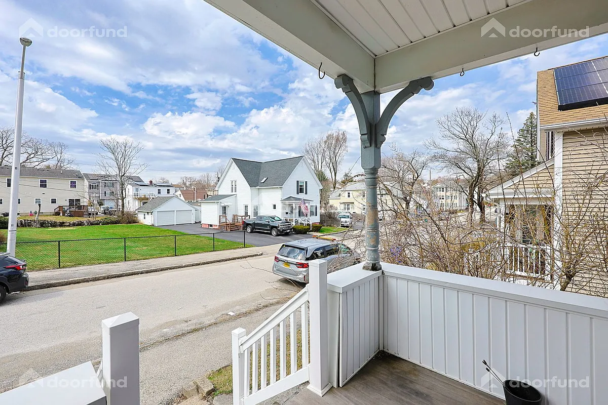 Building Photo - 121 Delmont Ave