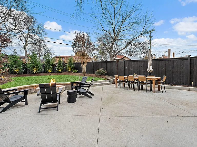 6462 Thunderbird Dr — Photo 34