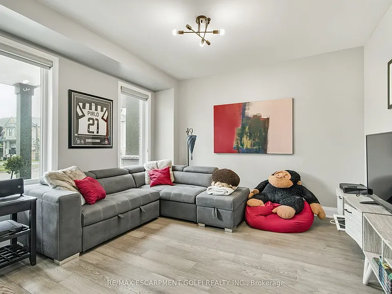 3339 Vardon Way — Photo 7