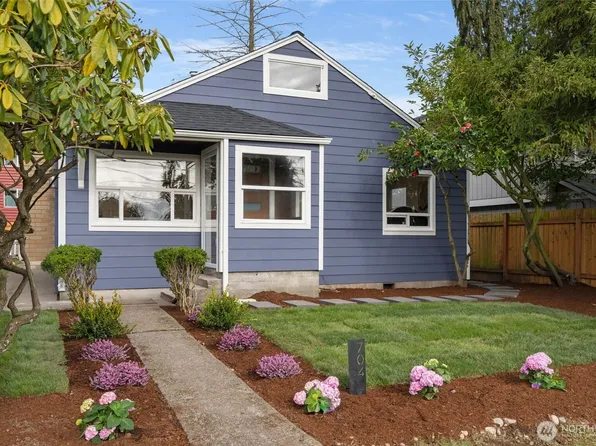 704 N 104th Street, Seattle, WA 98133