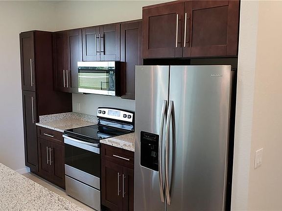 4th image of 2118 NW 14th Ln