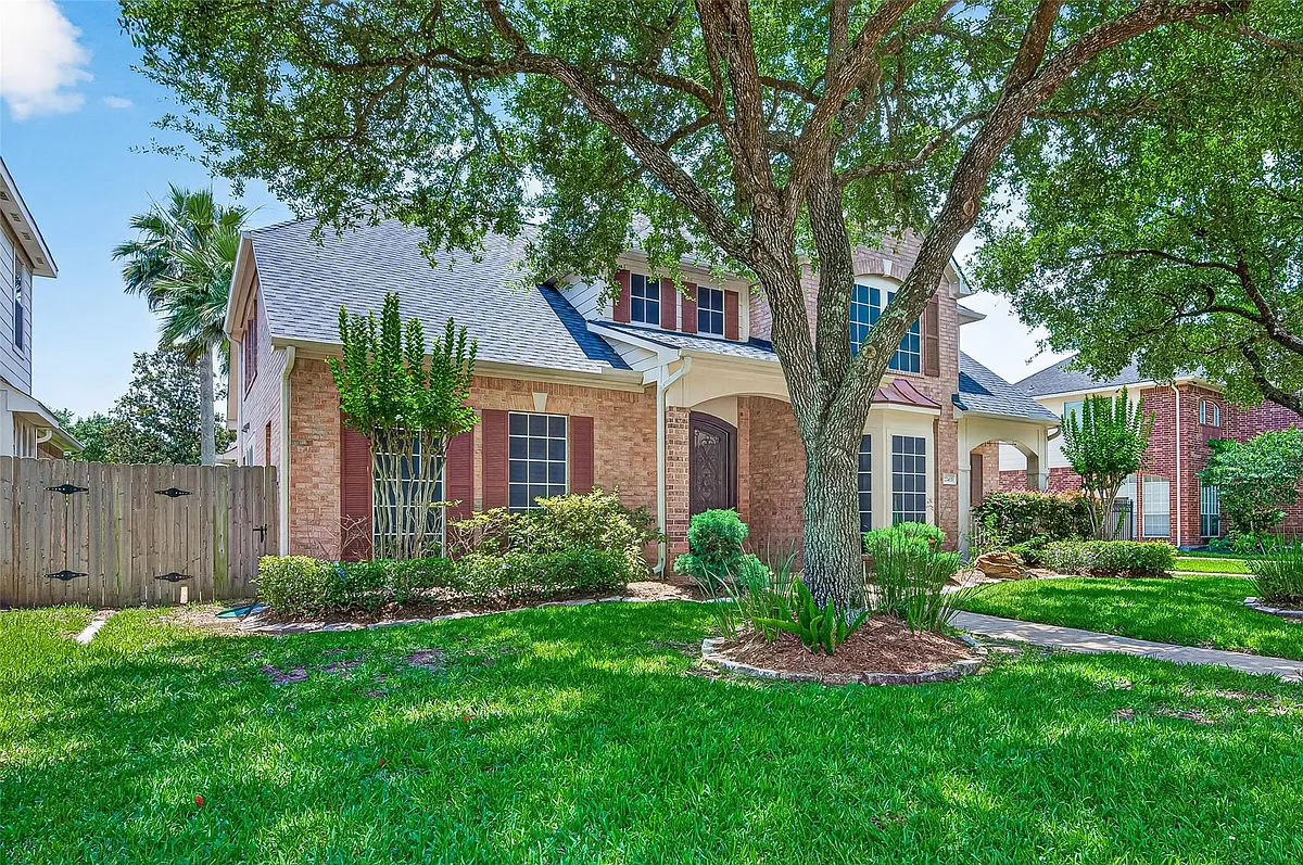 Building Photo - 22415 Silvermist Ln