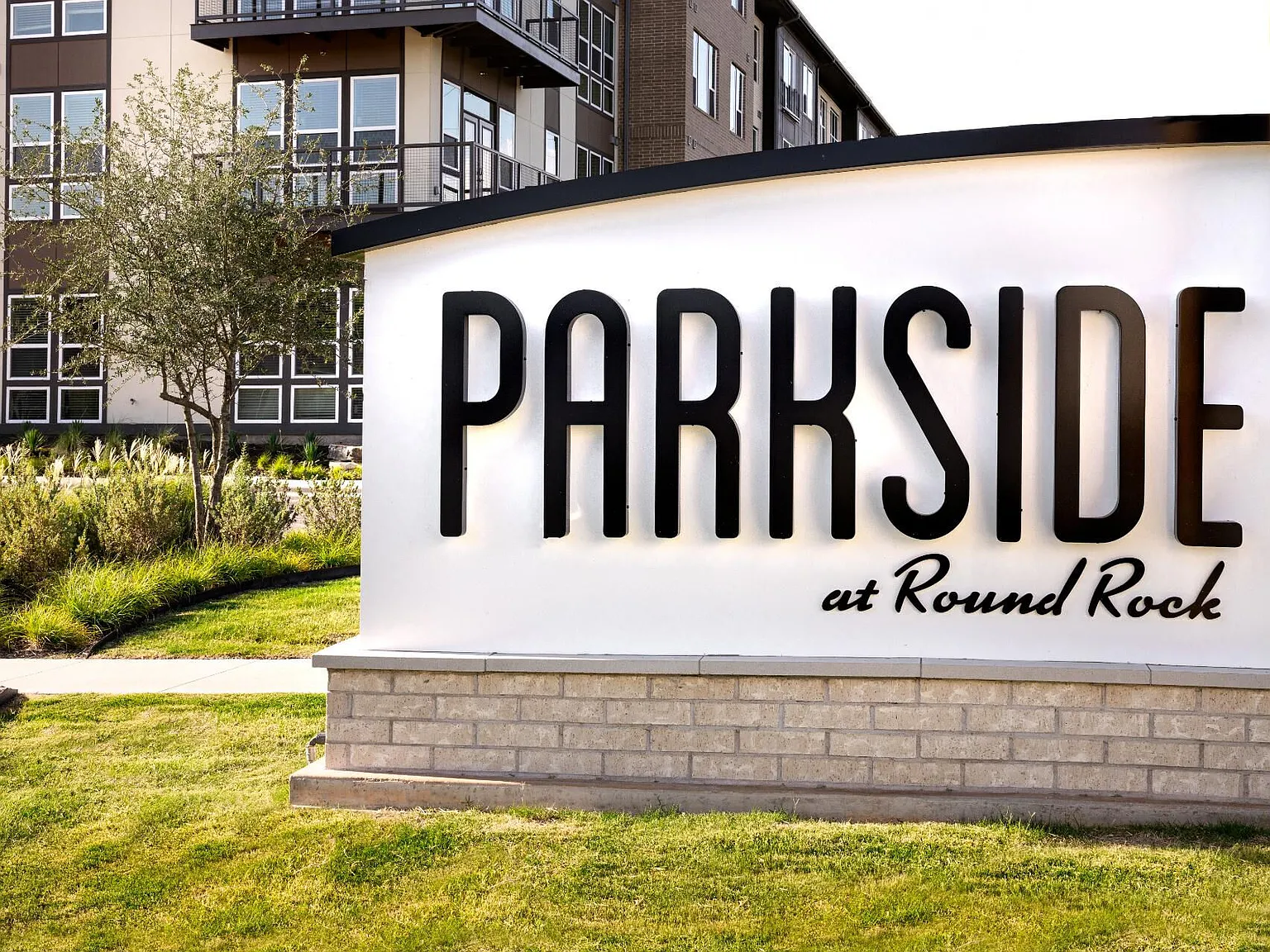 Parkside at Round Rock — Photo 1