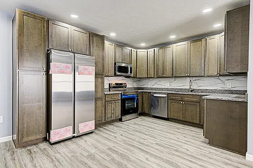 160 Shirley Blvd #B Photo 1