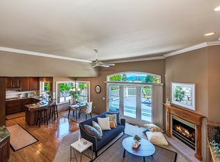 923 Edmonds St, Edmonds, WA 98020