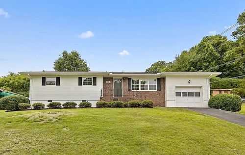 6502 Pine Manor Dr Photo 1