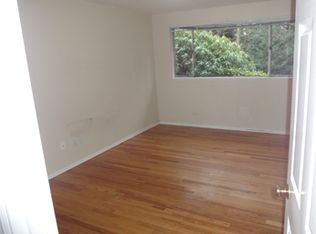 19537 Meridian Ave N, Shoreline, WA 98133