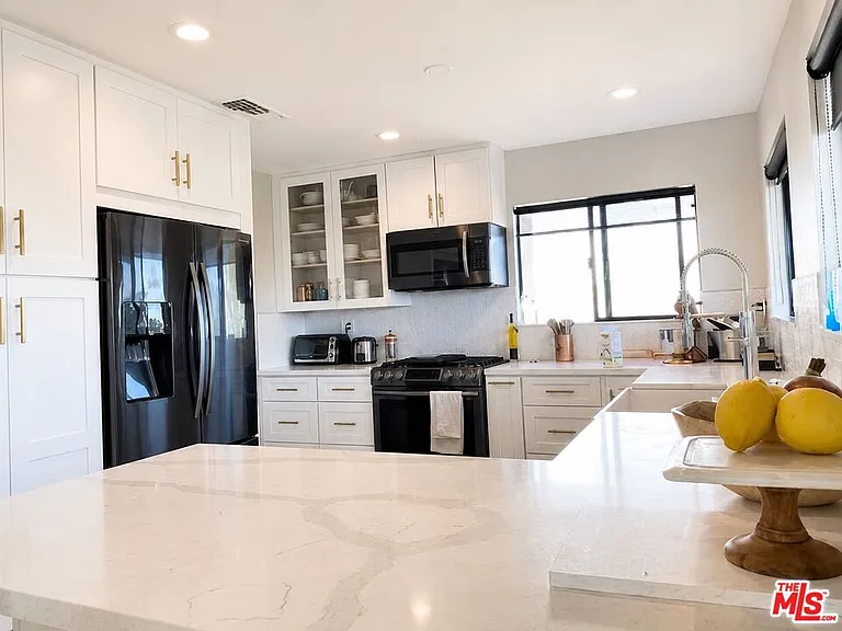 11615 Grande Vista Dr — Photo 6