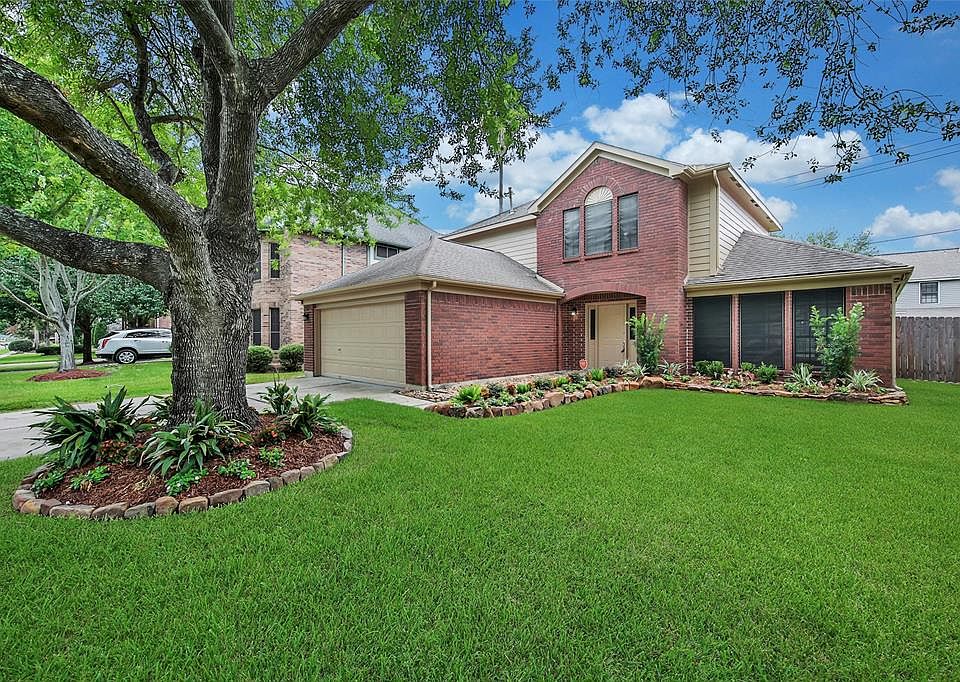 1st image of 4219 Heathfield Dr