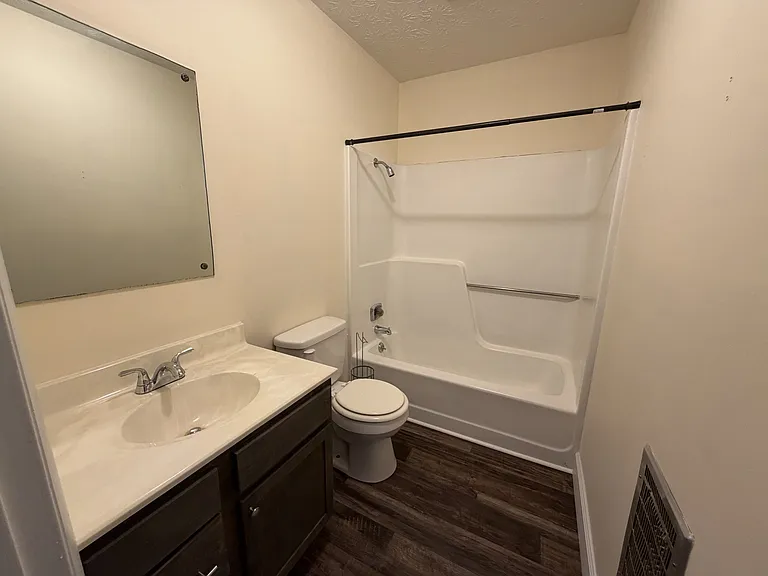 310 Tusculum Blvd #7 — Photo 11