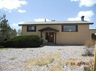 1416 S Grandview Dr, Gallup, NM 87301