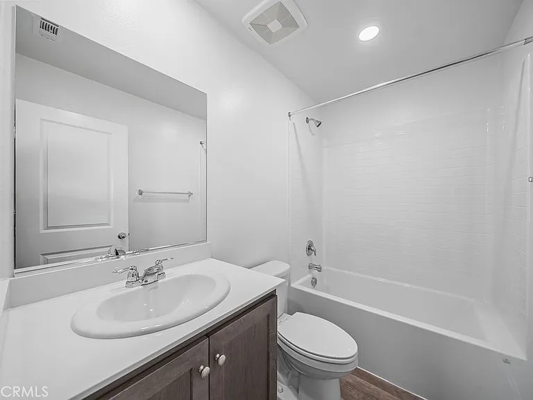 30547 Operetta St — Photo 25